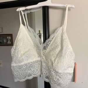 Colsie white shimmer bralette